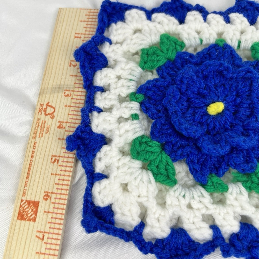 Handmade Crochet Floral Square Blue White Granny Square Vintage Cottagecore - Picture 5 of 6